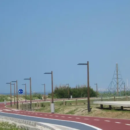 Exclusive Luxury4you - Beachfront Boutique Penthouse Apt!