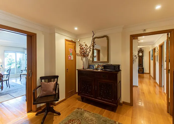 Exclusive Luxury4you - Beachfront Boutique Penthouse Apt! *