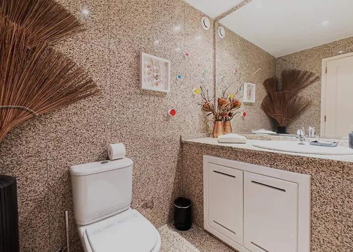 Exclusive Luxury4you - Beachfront Boutique Penthouse Apt! *