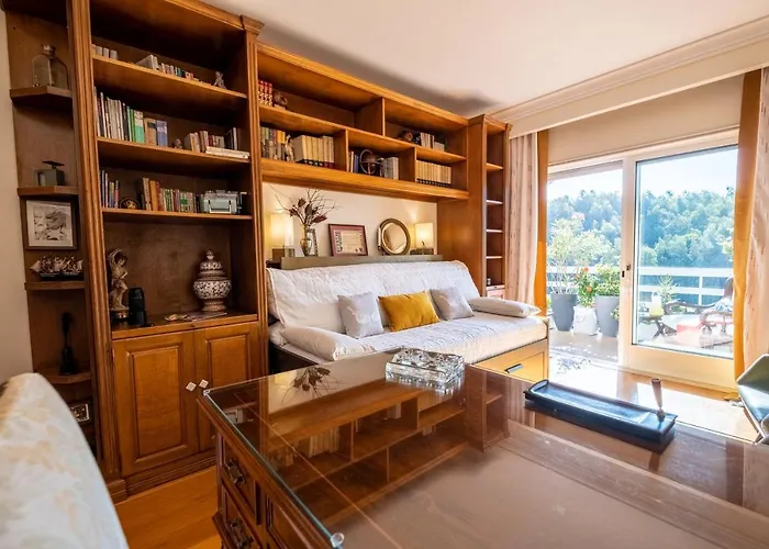 Exclusive Luxury4you - Beachfront Boutique Penthouse Apt!