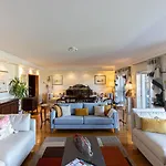 Exclusive Luxury4you - Beachfront Boutique Penthouse Apt! Apartment