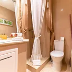 Apartment Exclusive Luxury4you - Beachfront Boutique Penthouse Apt! *