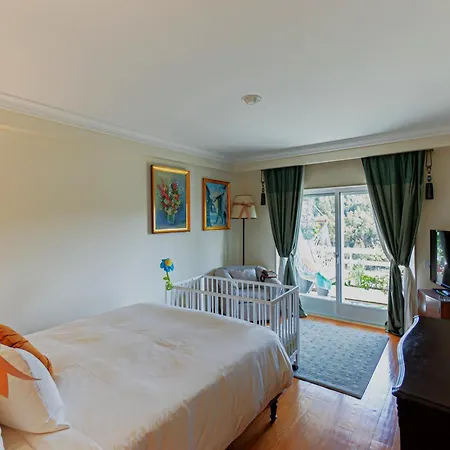 Exclusive Luxury4you - Beachfront Boutique Penthouse Apt!