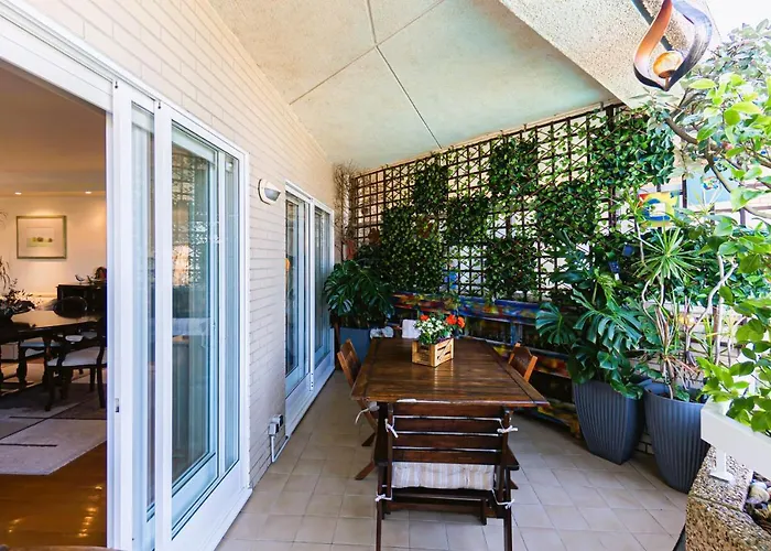 Exclusive Luxury4you - Beachfront Boutique Penthouse Apt! *