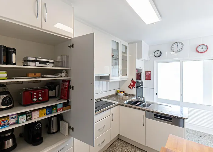 דירה Exclusive Luxury4you - Beachfront Boutique Penthouse Apt! *