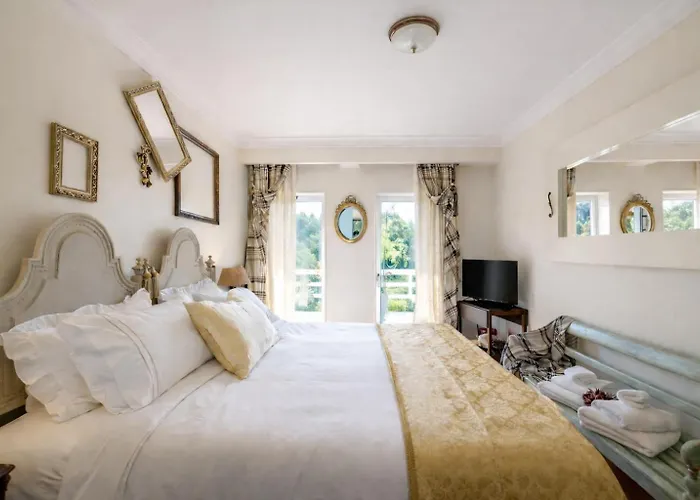 Exclusive Luxury4you - Beachfront Boutique Penthouse Apt! * וילה נובה דה גאיה