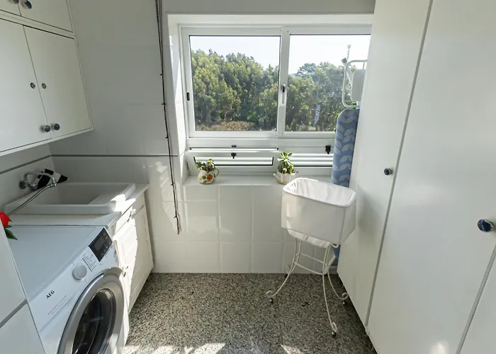 Exclusive Luxury4you - Beachfront Boutique Penthouse Apt! וילה נובה דה גאיה